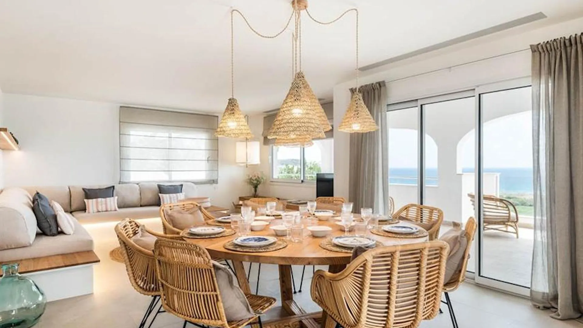 Opulent Son Bou Villa 5 Bedrooms Villa Alis Central Panoramic Sea Views Luxurious Interiors Hiszpania