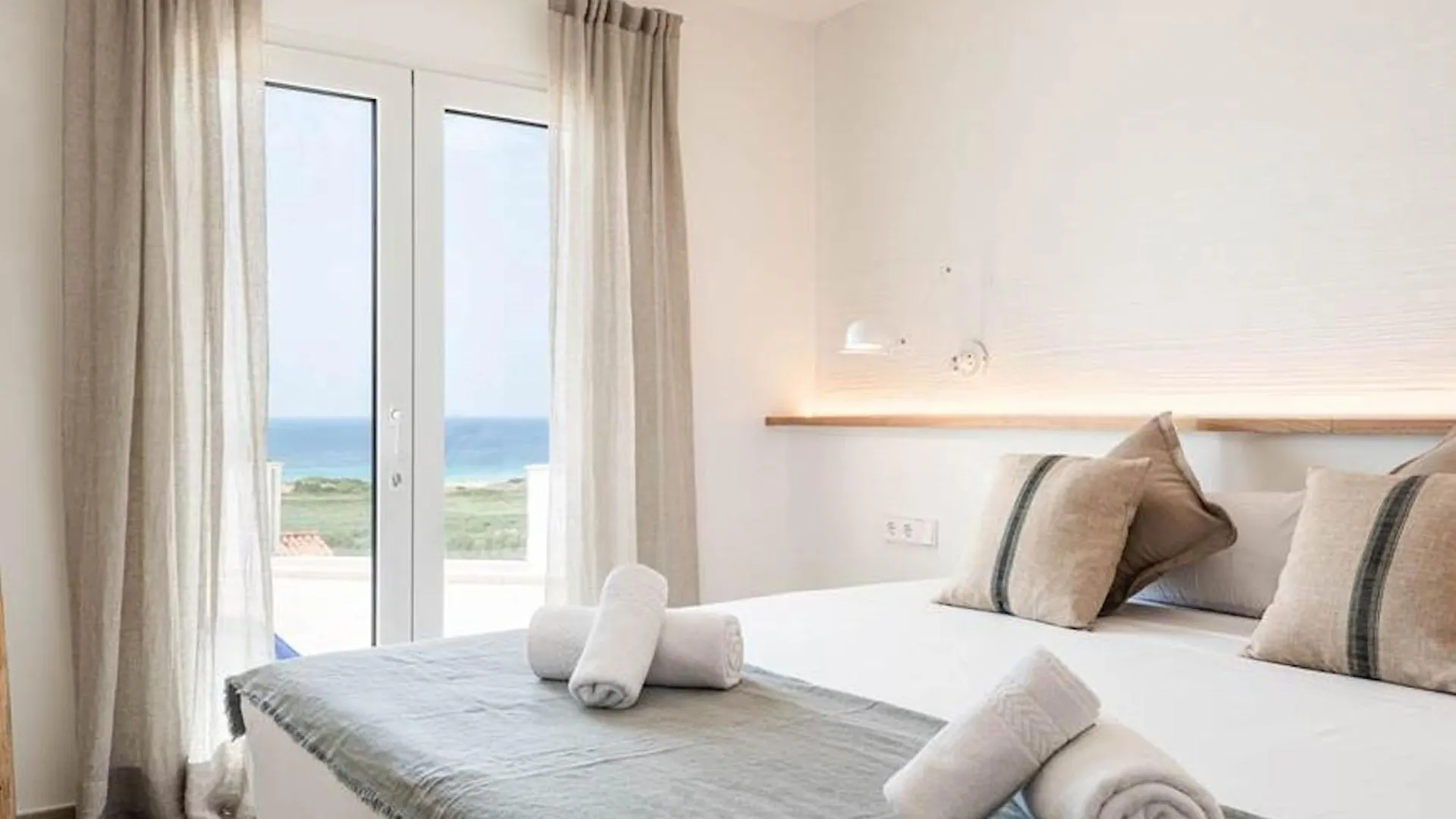 Opulent Son Bou Villa 5 Bedrooms Villa Alis Central Panoramic Sea Views Luxurious Interiors
